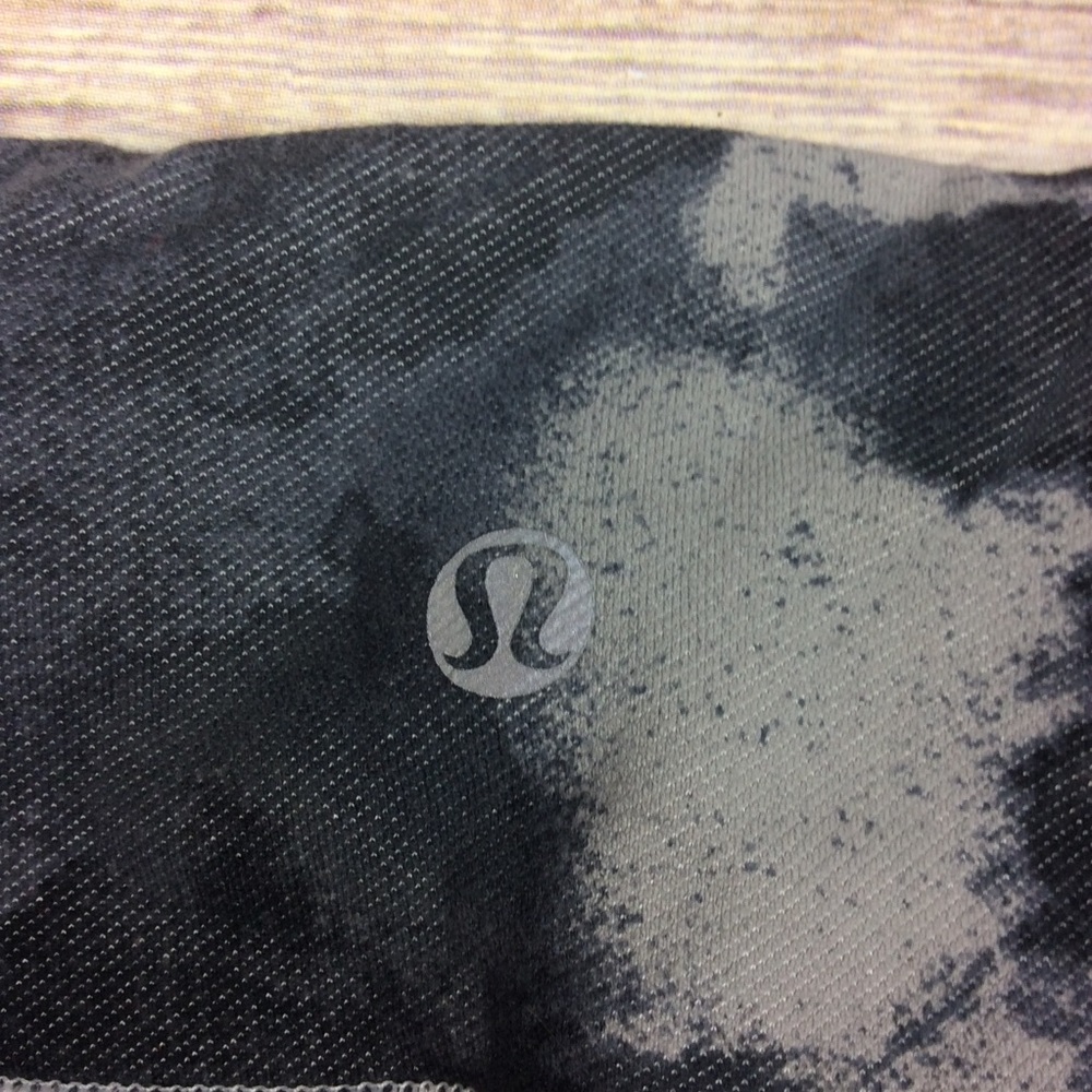 ❗️SOLD❗️Lululemon 4 Wunder Under Leggings - Picture 7 of 8